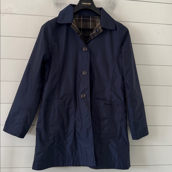 Barbour Size US 8 Reversible Derby Mac Water Wind Resistant Jacket in Navy/Plaid - Picture 6 of 17